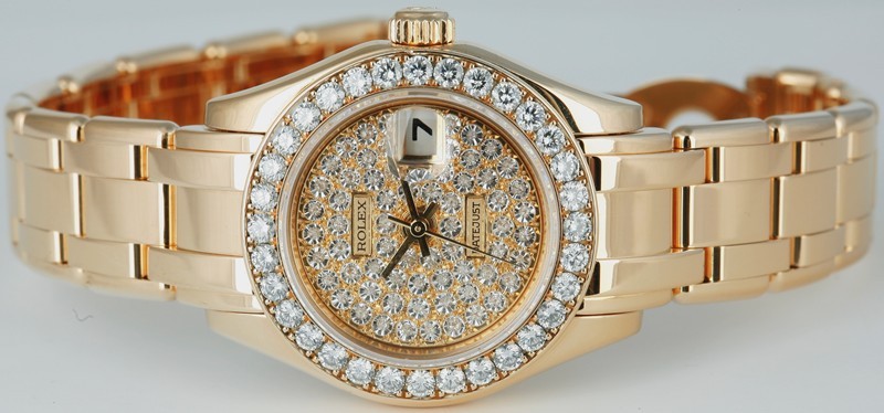 Đồng hồ Rolex đính đá sang trọng