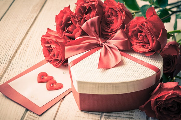 Kinh nghiệm Chọn Quà Khiến Nàng “Mê Tít” Dịp 14/2, 8/3, 20/10, 20/11, Noel, Tết