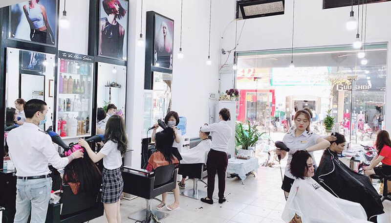 Khám phá top 10 tiệm cắt tóc gần đây uy tín nhất ở Hà Nội và TPHCM