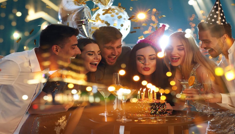 Top 10 Mẫu Bánh Sinh Nhật Dành Cho Người Thân Và Địa Chỉ Mua Bánh Chất Lượng