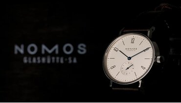 Đồng hồ Nomos - Hoàn hảo trong từng chi tiết