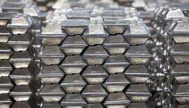 Hardmetal là gì? Khám phá những bí ẩn về chất liệu độc quyền của đồng hồ Rado
