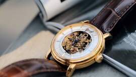 Bạn có biết mức giá đồng hồ đeo tay Ogival chính hãng là bao nhiêu?