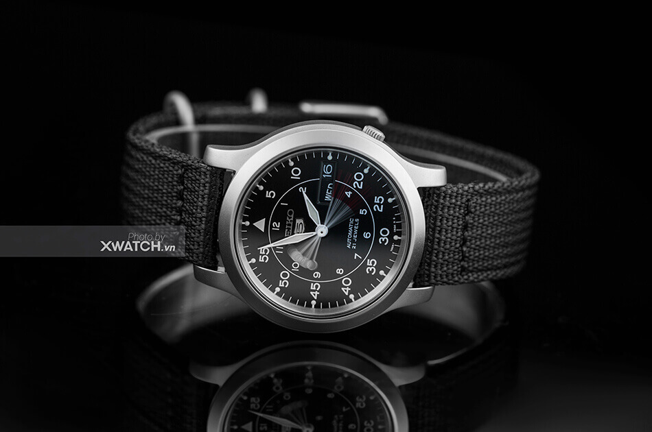 Đồng hồ Seiko 5 SNK809K2