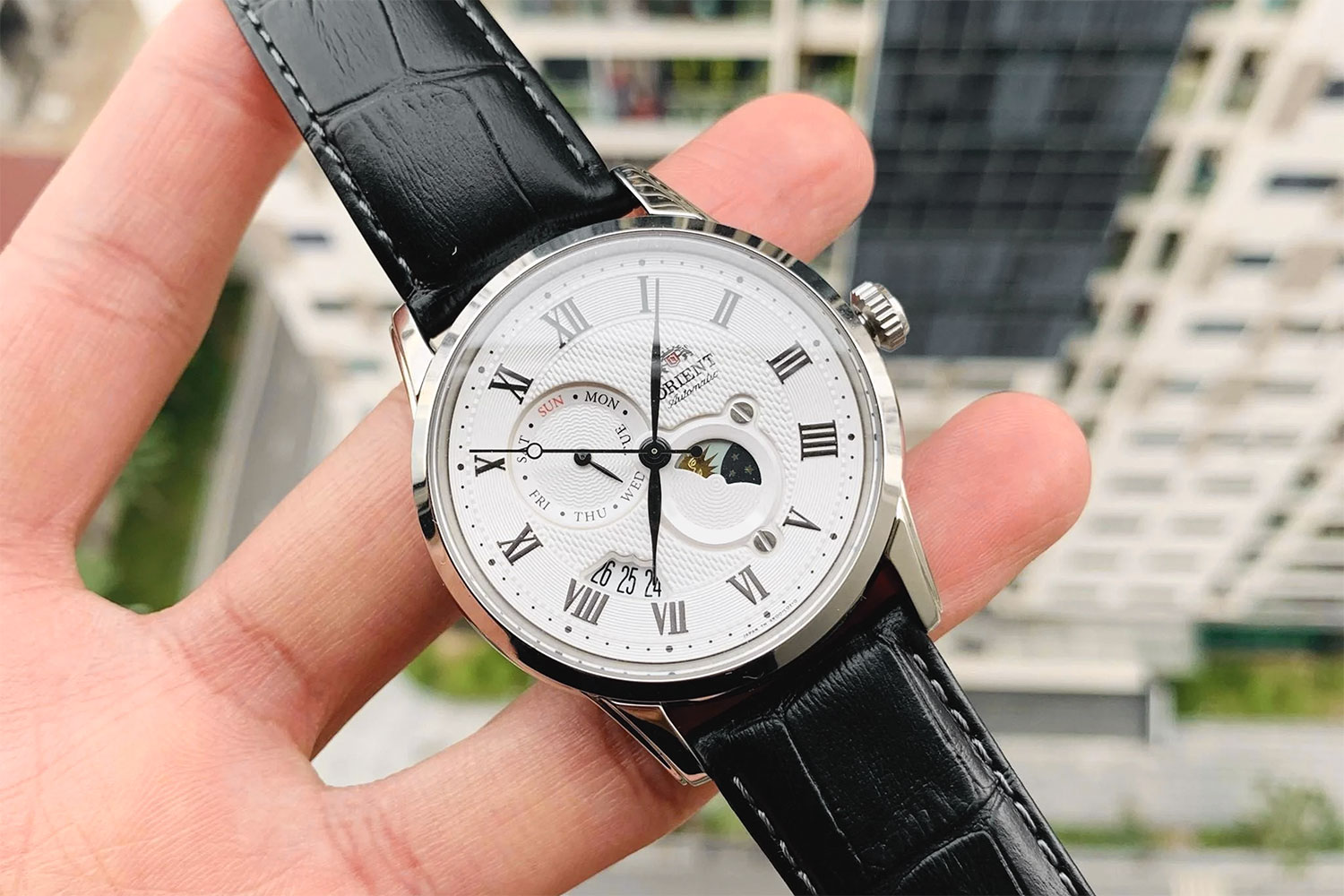 Orient Sun and Moon RA-AK0008S10B