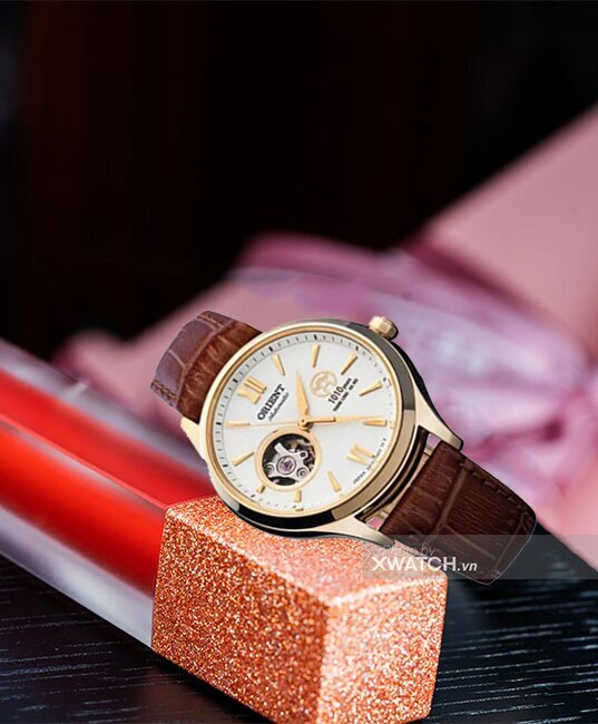 Đồng hồ nữ mặt tròn Royal Crown đính đá giá rẻ 6526 chính hãng 28mm -  DWatch Authentic