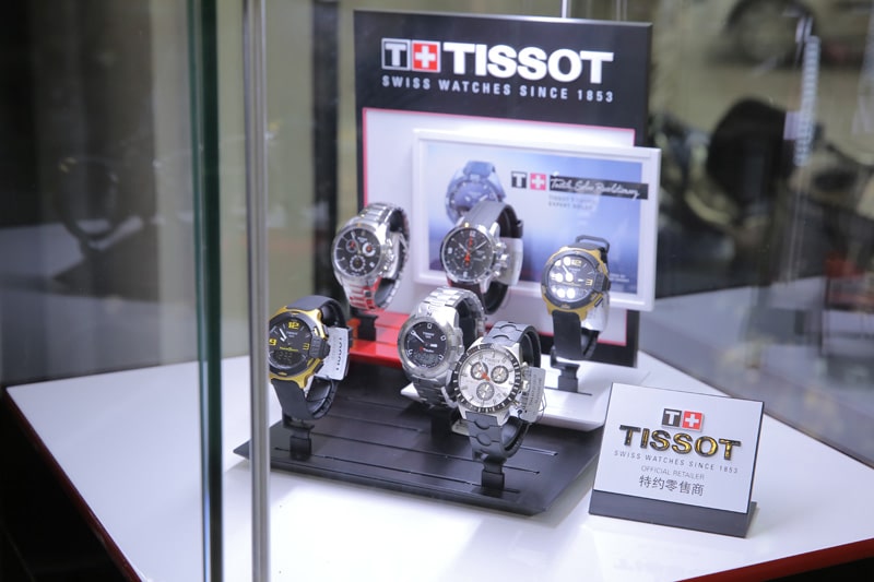 Cơ sở vật chất cửa hàng đồng hồ