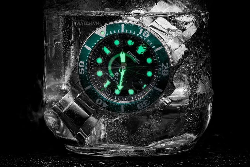 Đồng hồ truyền thống chịu nước tốt hơn