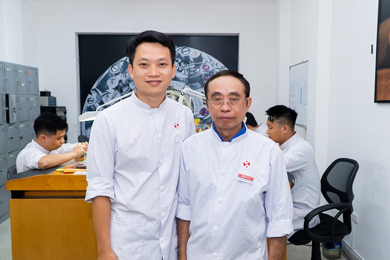 Trịnh Quang Ninh và thầy Phan Tấn Chi