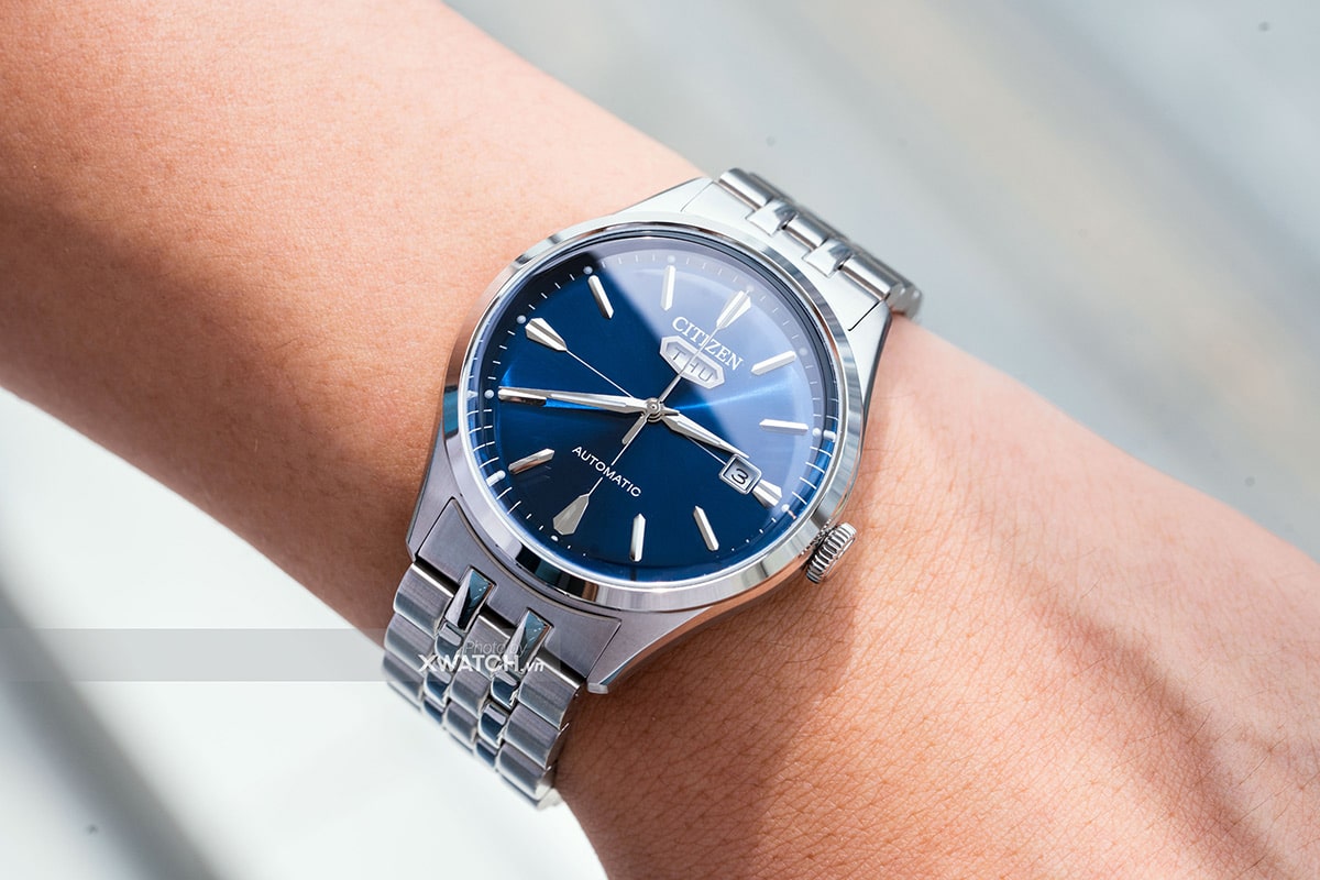 Đồng hồ Citizen NH8390-71L