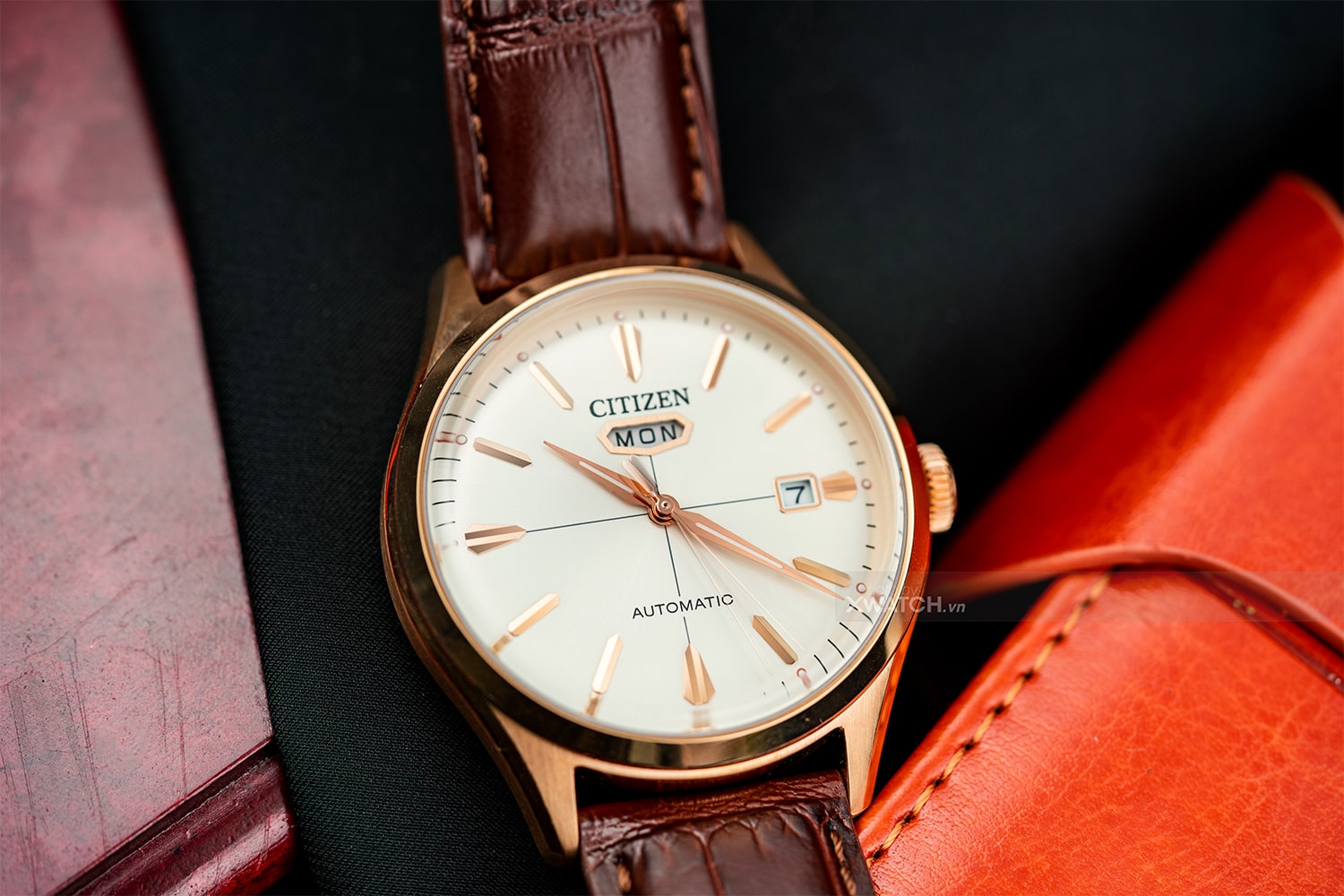 Đồng hồ Citizen NH8393-05A