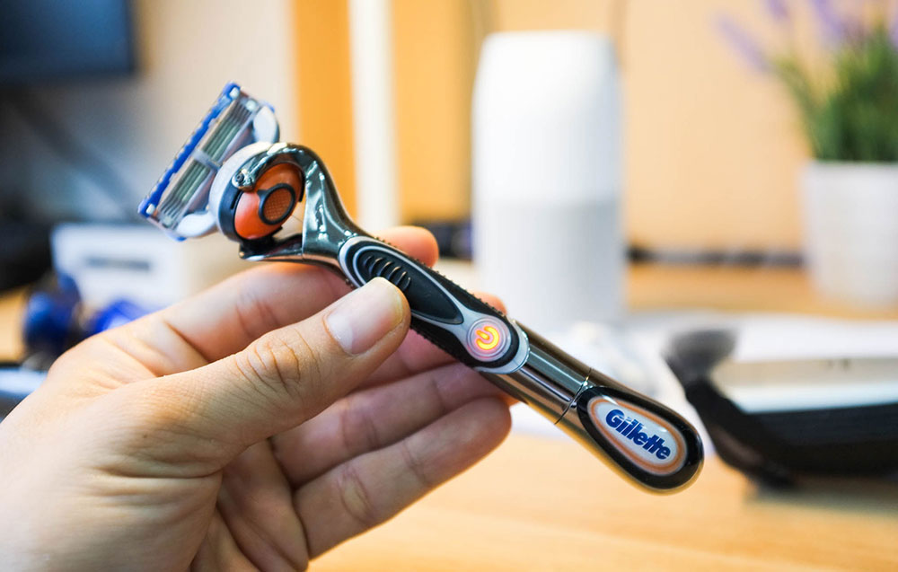 Bộ dụng cụ cạo râu