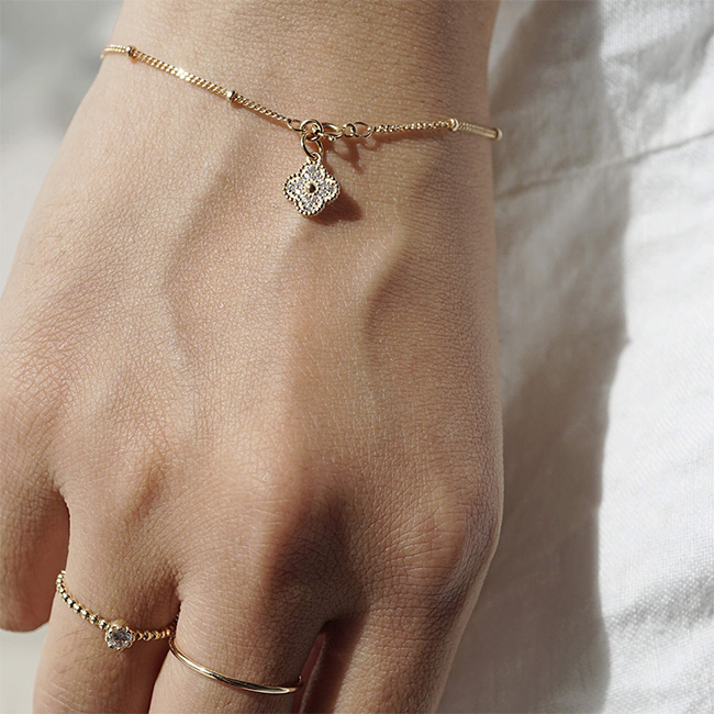 Vòng tay vàng nữ