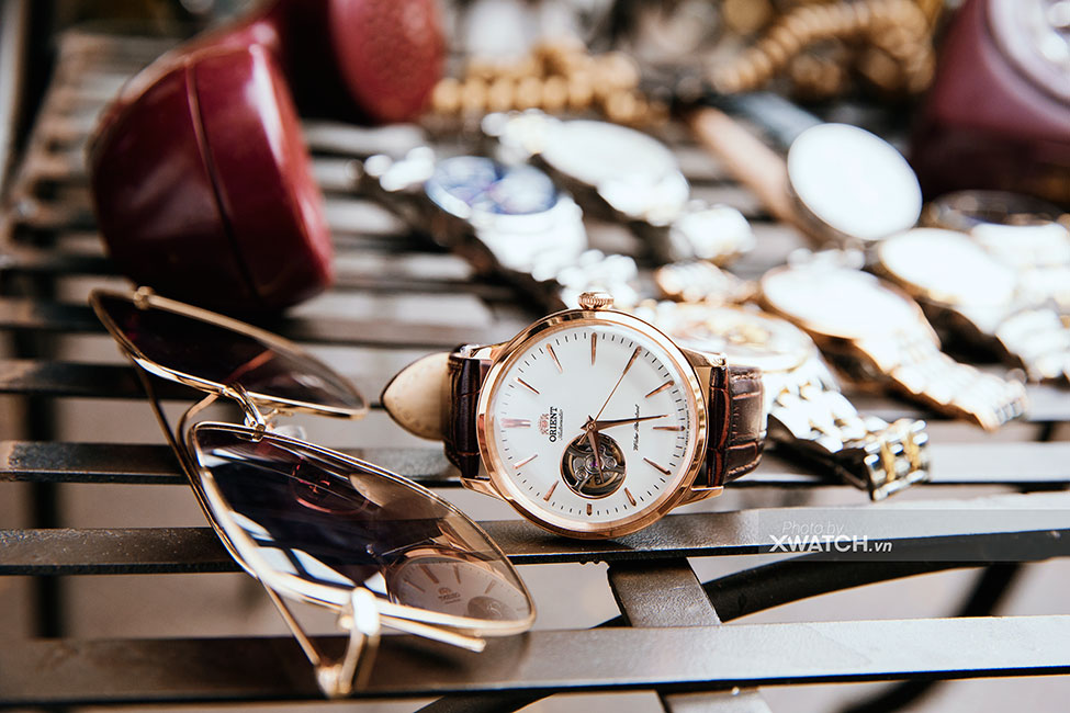 Đồng hồ Open Heart là gì