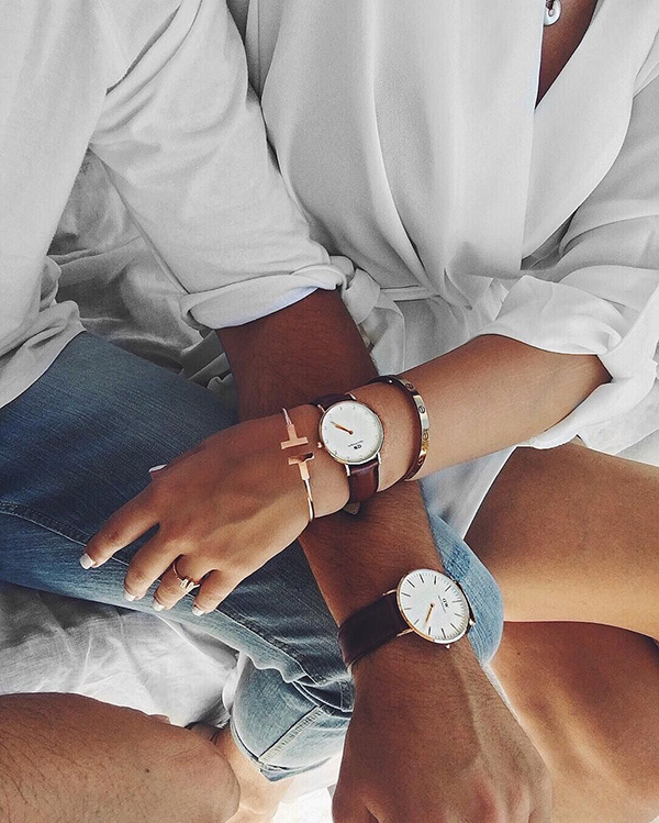 Quà cưới đồng hồ đôi