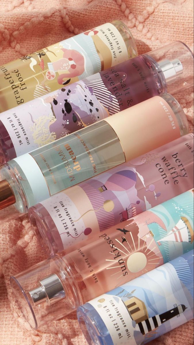 Mua body mist ở cửa hàng mỹ phẩm