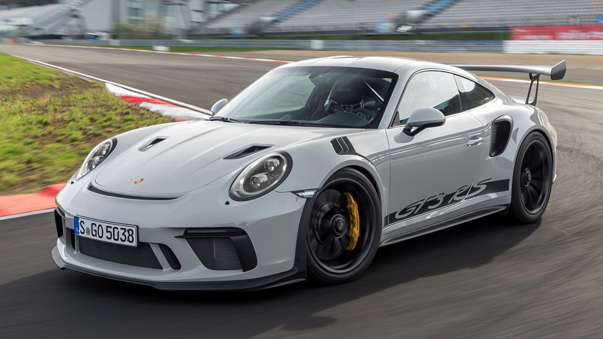 Porsche 911 GT3 là bá chủ thị trường xe đua
