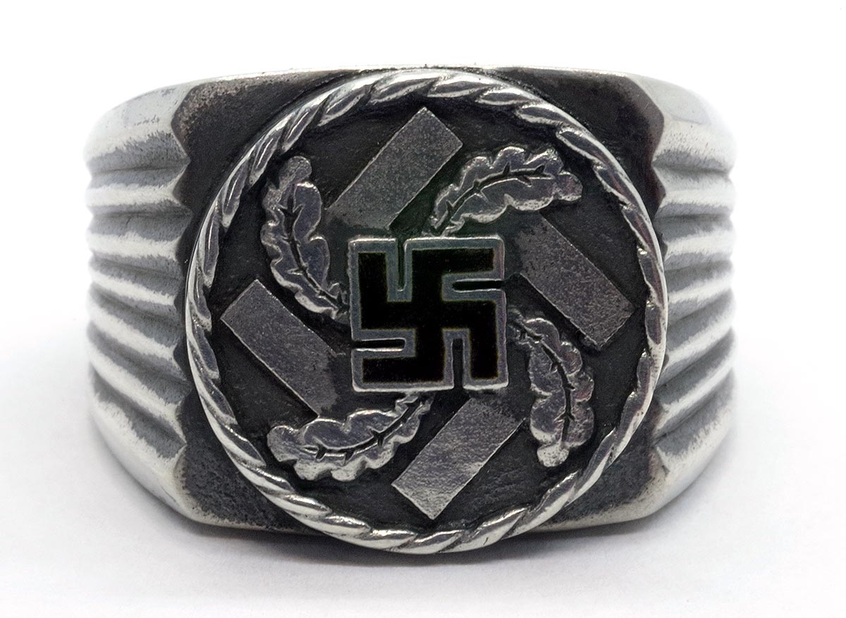 Nhẫn bạc nam hình chữ Vạn