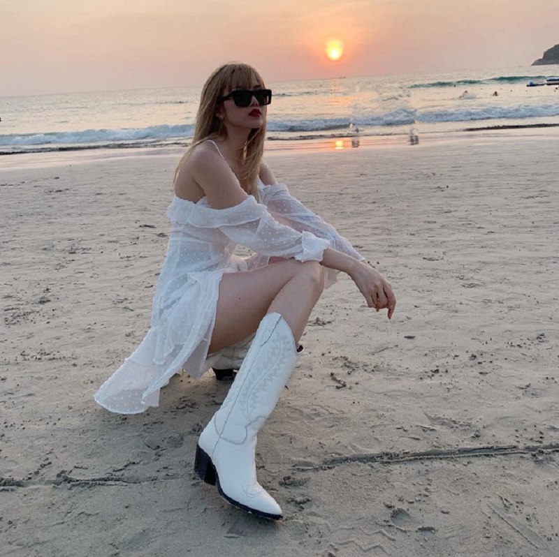 Chụp ảnh siêu xinh trên bãi biển