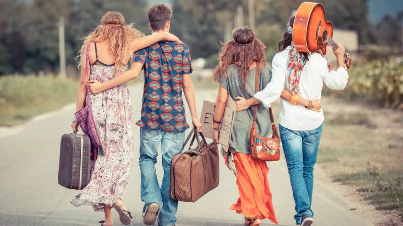 Phối đồ street style theo phong cách Hippie