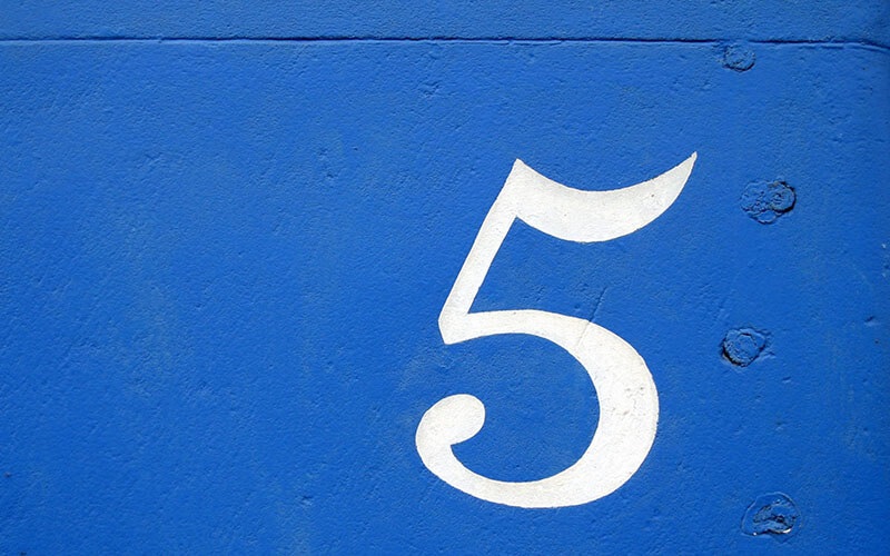 Con số chủ đạo số 5