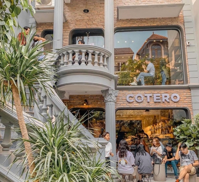 Cotero Coffee ở Hà Nội là quán có mặt tiền vô cùng đắt đỏ