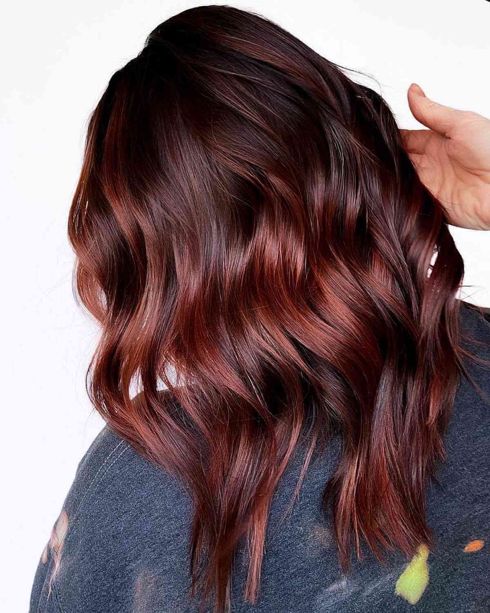 Top 5 kiểu tóc nhuộm màu nâu đỏ đẹp, thời thượng nhất dành cho nam