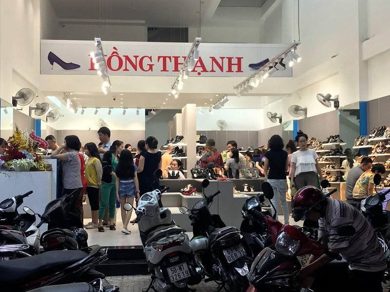 Chuỗi cửa hàng giày dép nam Hồng Thạnh