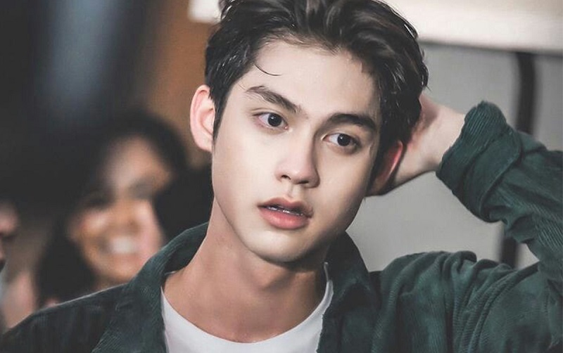 Soái ca Vachirawit Chivaaree