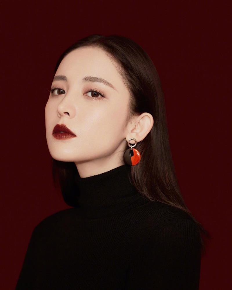 Đỏ rượu vang - Màu son cho da ngăm quý phái