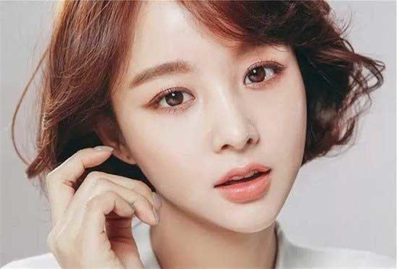 Tướng số phụ nữ có môi trái tim