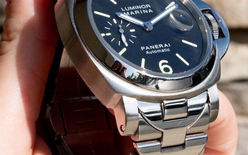 Làm thế nào để mua đồng hồ Panerai chất lượng tốt
