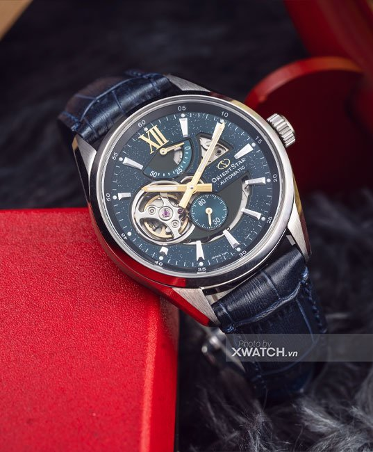 đồng hồ ORIENT RE-AV0118L00B