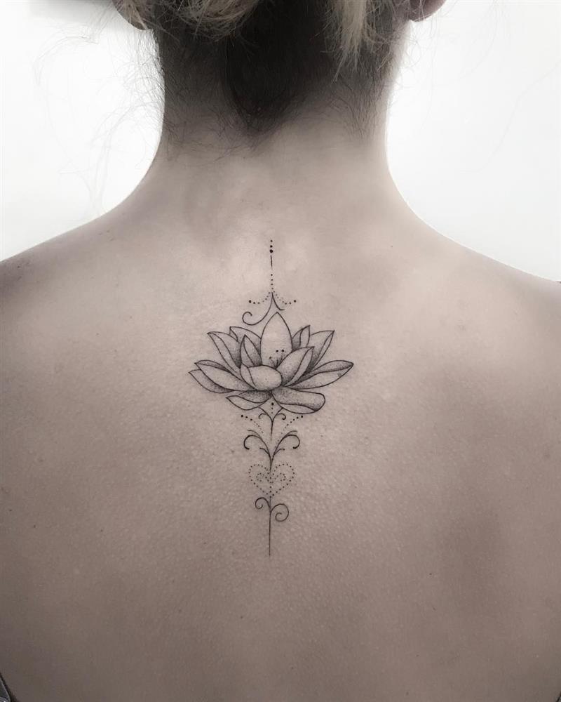 Hình xăm hoa sen sau gáy được rất  Đỗ Nhân Tattoo Studio  Facebook