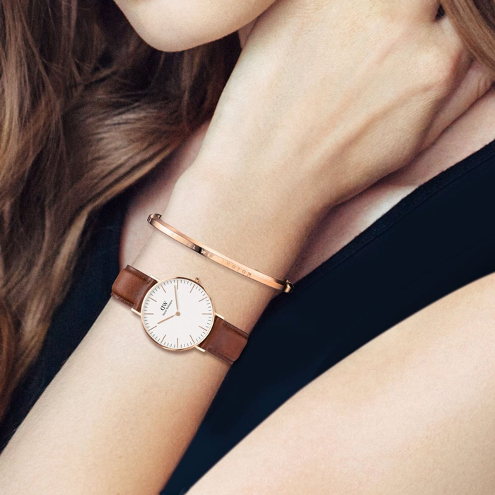 Đồng hồ nữ dây da cao cấp DW Classic ST.Mawes