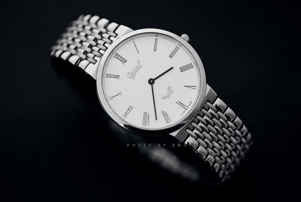 Đồng hồ đeo tay quartz nam