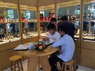 đồng hồ nữ chính hãng tại hà nội