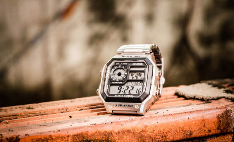 casio ae 1200whd tre trung