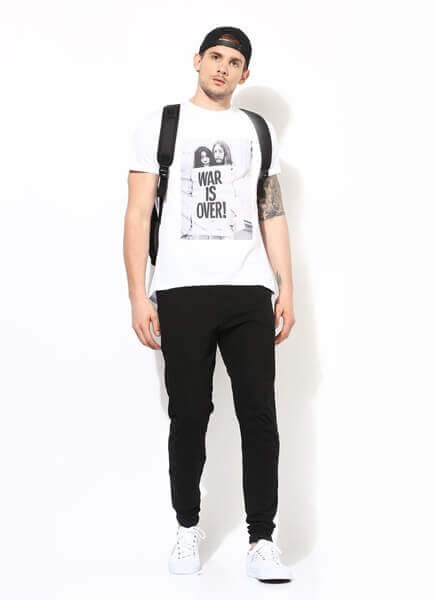 Quần Jogger cùng Áo thun sắc màu